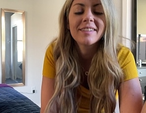 Blowjob Before the Grocery Store
